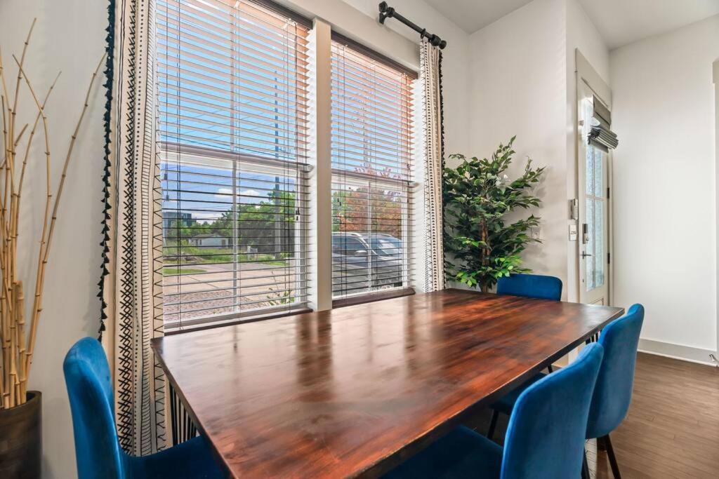 King Bed, Balcony, Covered Patio & Firepit! 8 Minutes From Broadway Nashville Exteriér fotografie