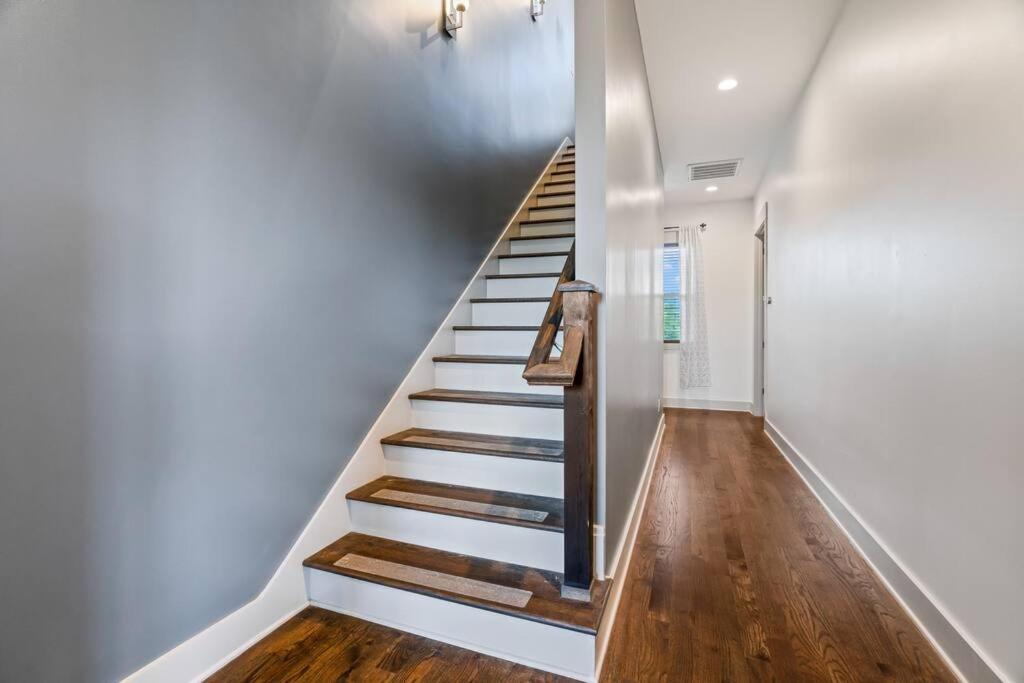 King Bed, Balcony, Covered Patio & Firepit! 8 Minutes From Broadway Nashville Exteriér fotografie