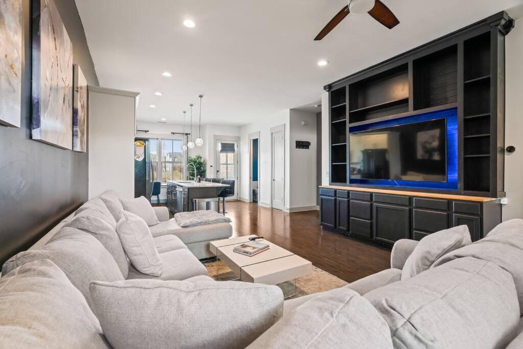 King Bed, Balcony, Covered Patio & Firepit! 8 Minutes From Broadway Nashville Exteriér fotografie